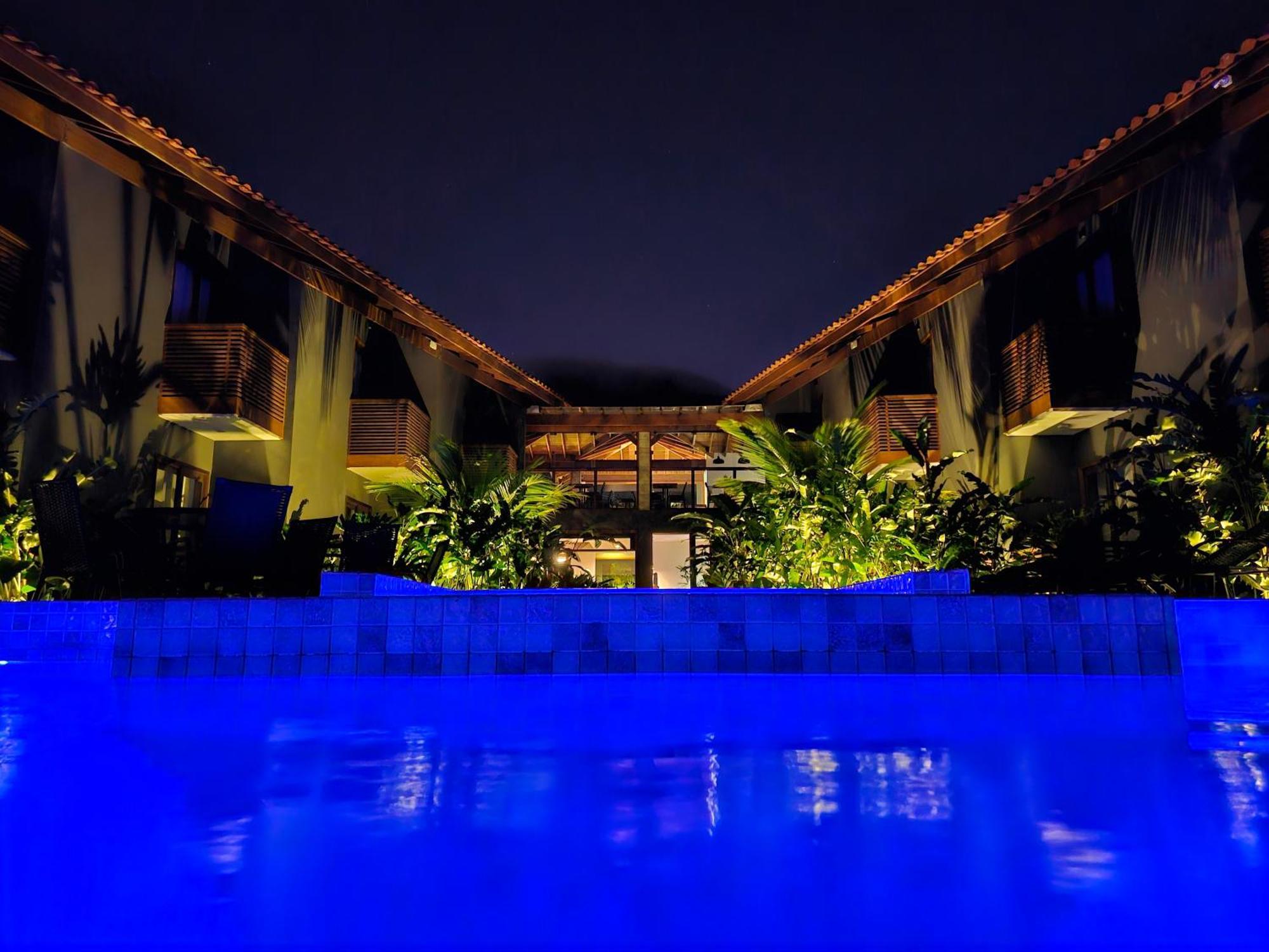 Pousada Vila Ipuan Pauba Exterior photo